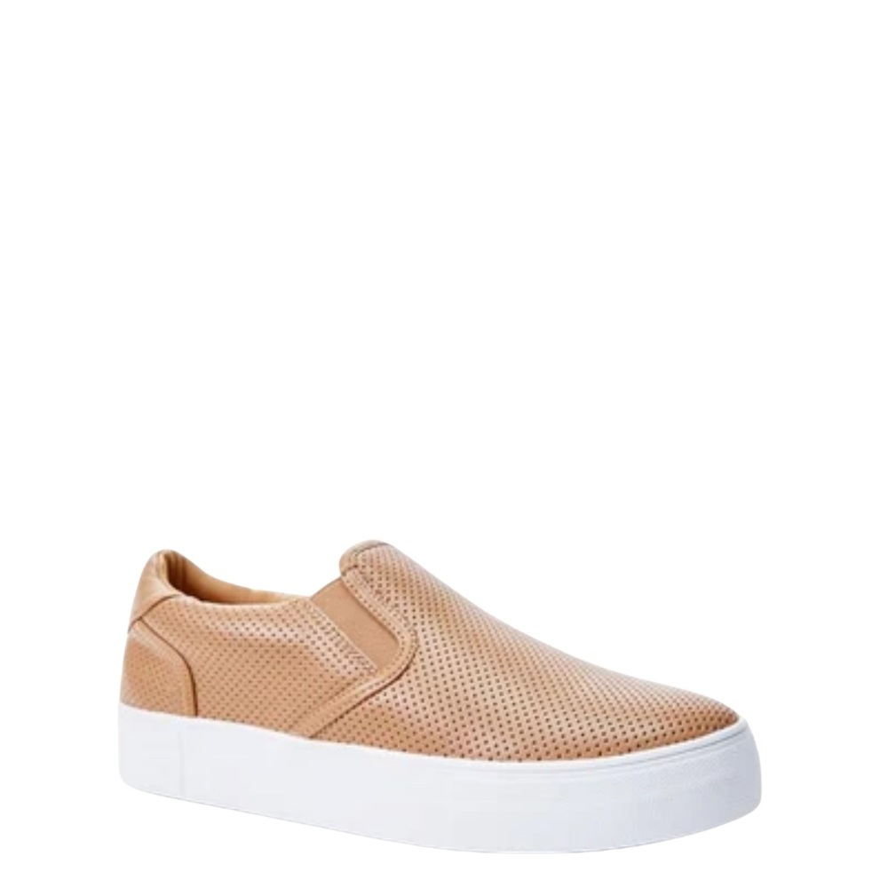 •Eloise• Perforated Nude Platform Sneaker - Picture 2 of 4